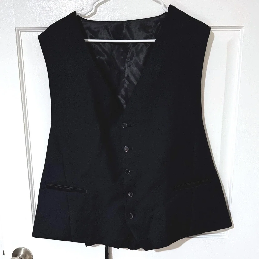Mens Black Tuxedo Suit Set Satin Peak Lapel Blazer and Trousers Formalwear